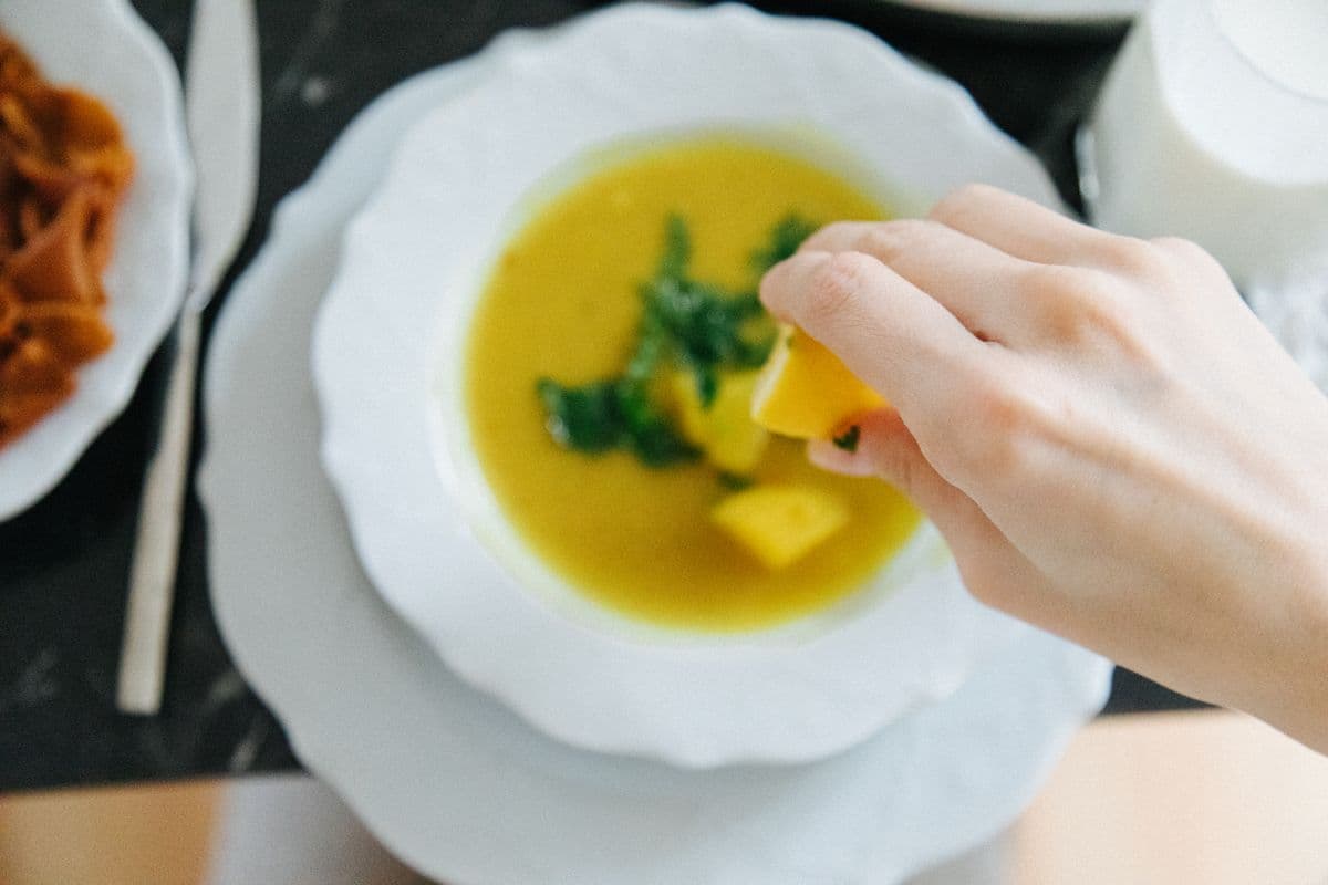 Comida sem graça? Talvez não precise de mais sal!
